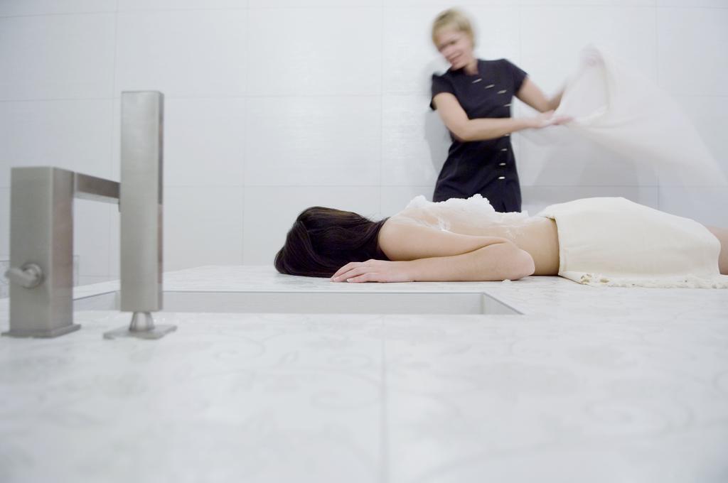 Hotel Ecu Genk Eksteriør billede